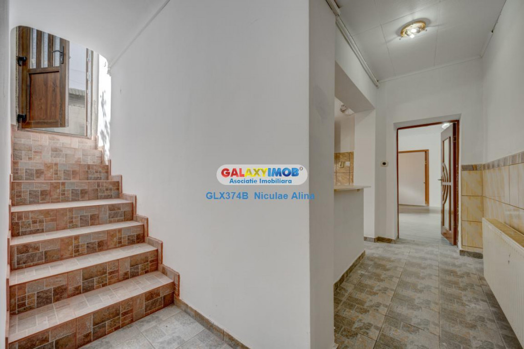 Apartament in vila 2 camere demisol Piata Sfantul Stefan COM