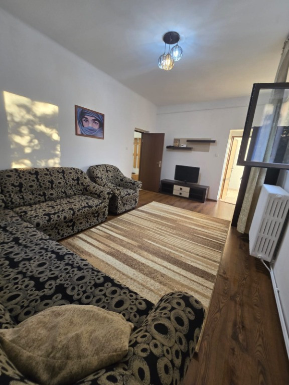 Copou, Centru , apartament 2 camere decomandat, mobilat și utilat