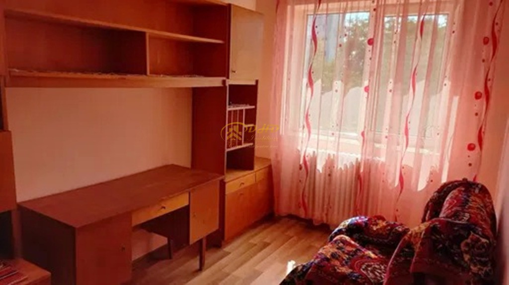 Apartament 3 camere in Tatarasi