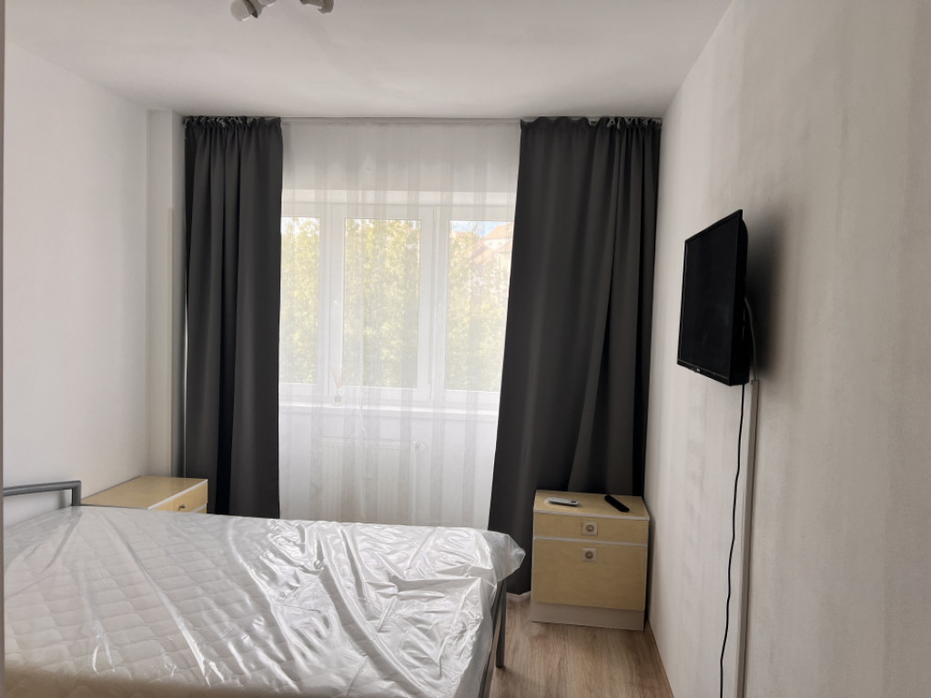 Ap nou 2 cam decomandat Terezian- Daliei