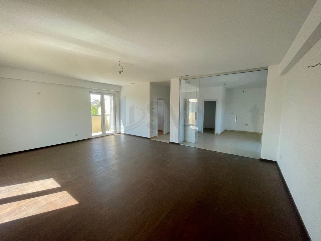 Penthouse de I Otopeni