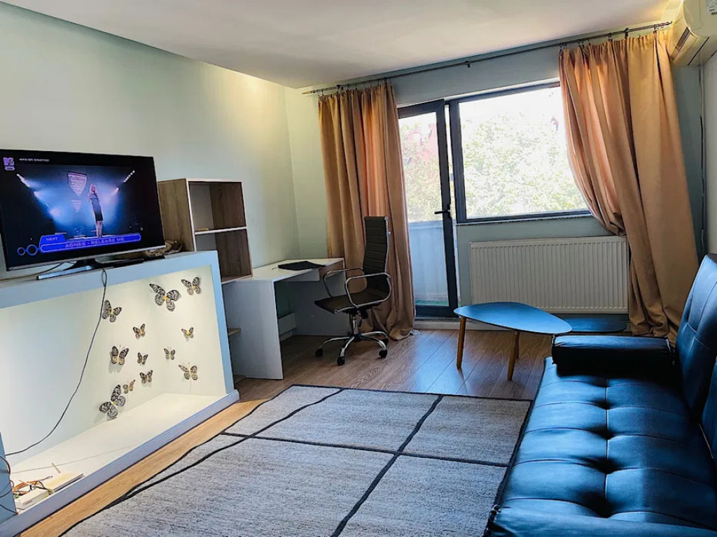 Apartament 2 camere decomandat aproape de gara