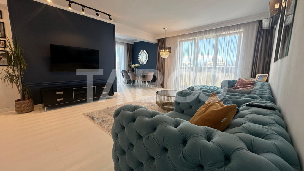 Penthouse 3 camere de lux loc de parcare 2 bai zona Lupeni S