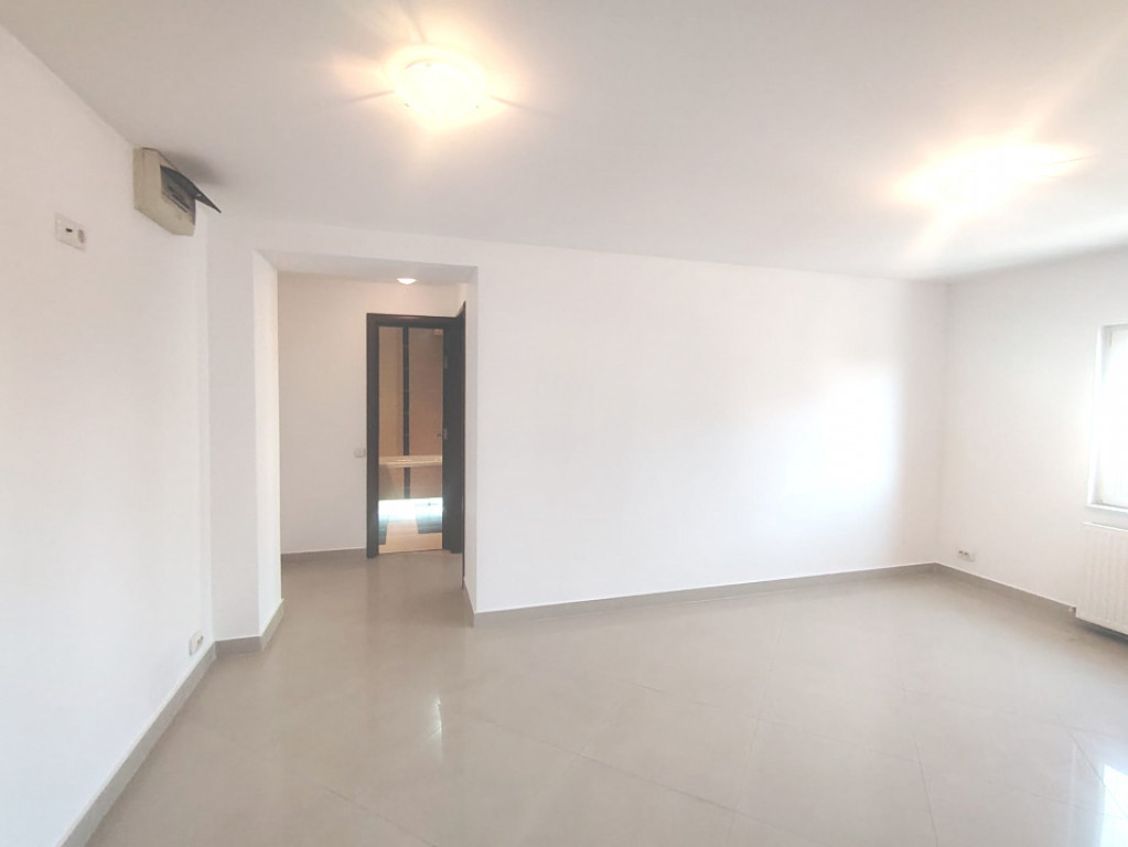 Apartament modern etaj 3