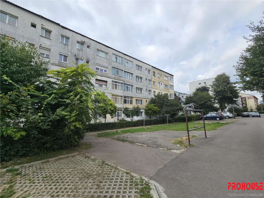 Zona Cora, 2 Camere, etaj 1