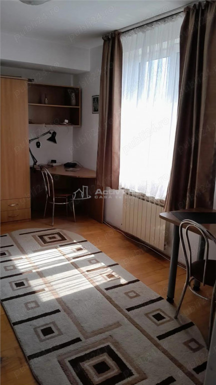 Piata Romana - garsoniera - mobilata si utilata