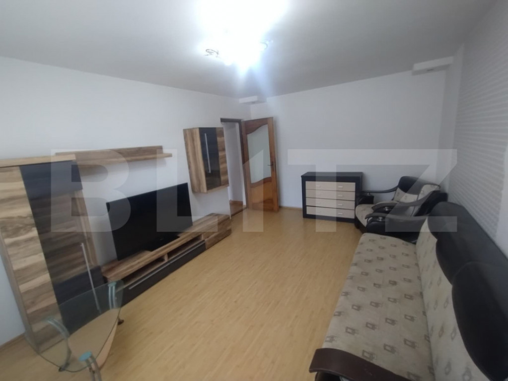 Apartament 2 camere,49 mp,decomandat,oras Nasaud,zona centra