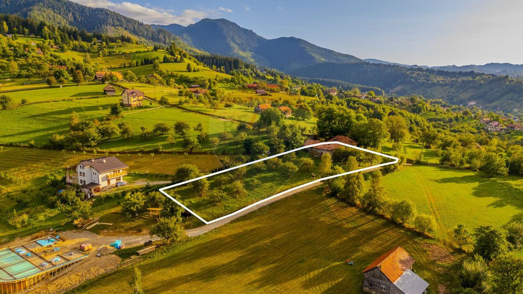 Teren intravilan cu PRIVELIȘTE UNICĂ |BRAN, BV| 3,000mp...