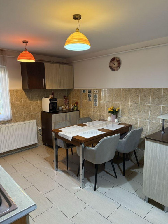 Aradului - 2 Camere - 2 Balcoane - Bloc izolat - Centrala te