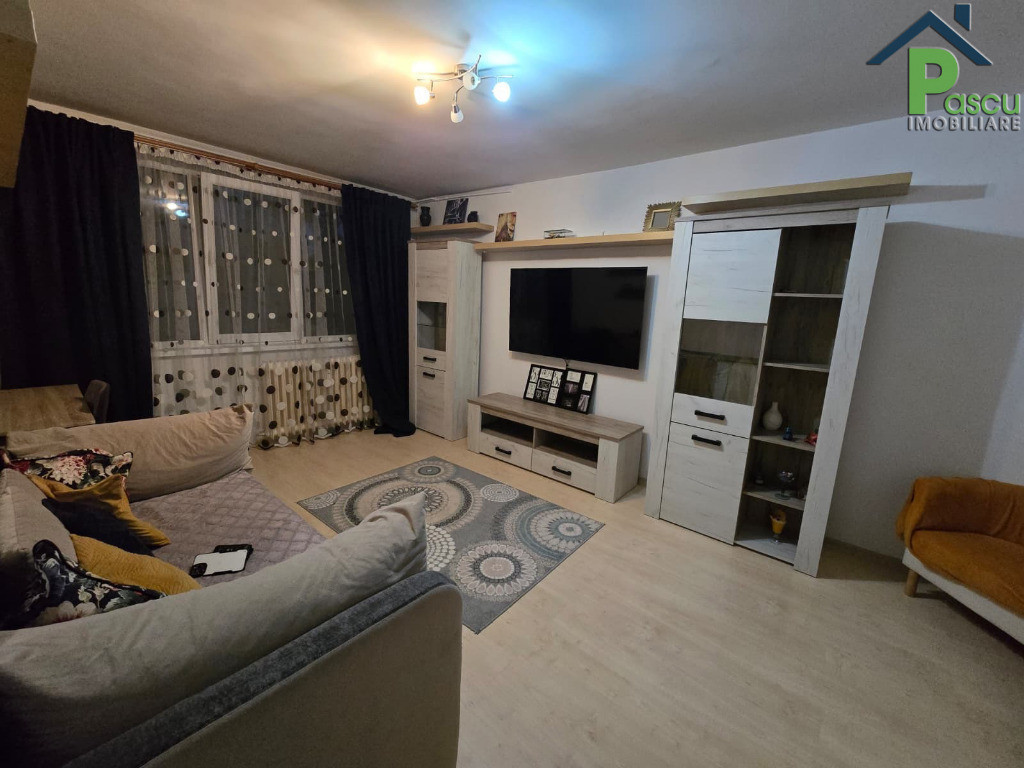 Apartament 2 camere Titan, apropiere metrou 1 Decembrie 1918, cf. I