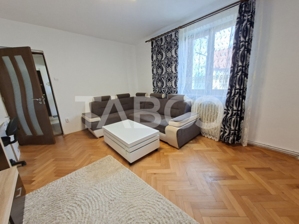 Apartament 2 camere si balcon de vanzare Aleea Turnu Rosu