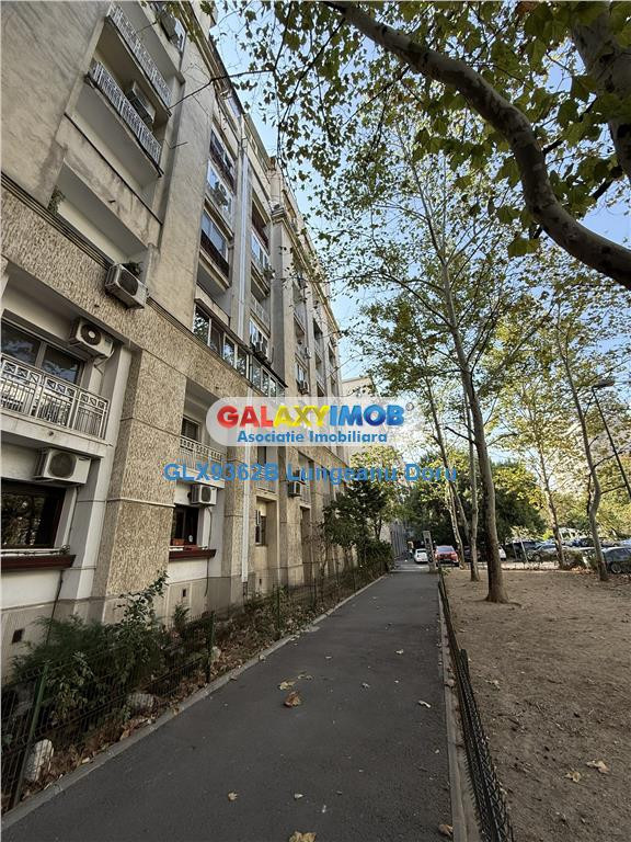 2 camere decomandat, P-ta Alba Iulia, Bd. Burebista