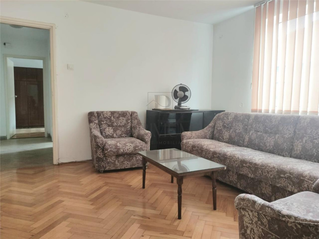 CENTRAL - 3 cam - Spatios - Curte interioara - ETAJ 2 - APRO