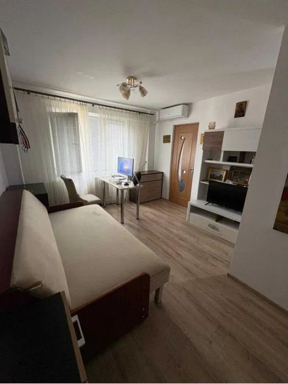 Garsonieră complet utilată disponibilă imediat – Br?...