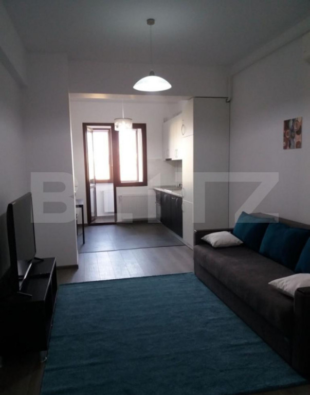 Garsonieră, 35 mp, zona Pallas