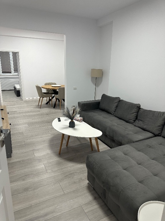 Apartament 3 camere Calea Victoriei