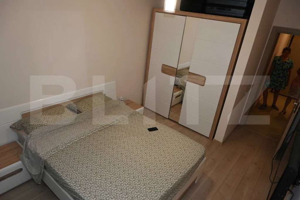 Apartament cu 2 camere, decomandat, 52 mp, Cartier Plopilor