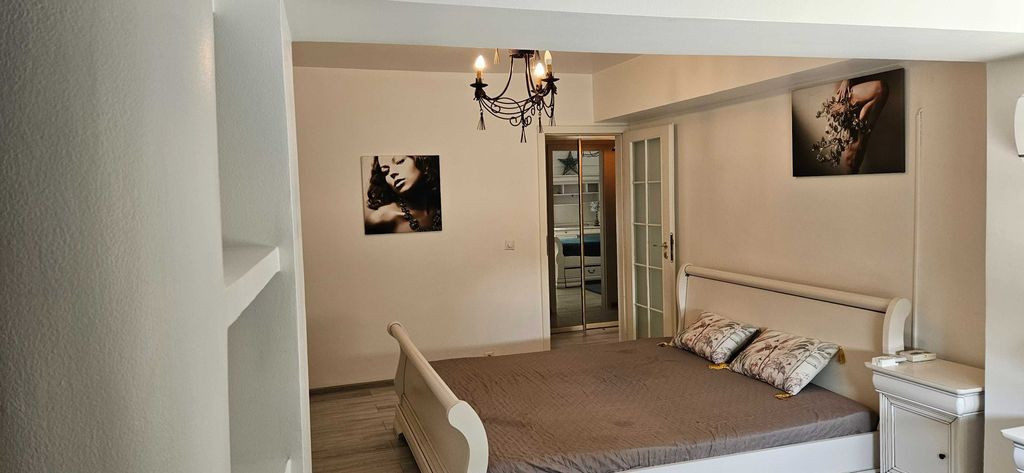Apartament 3 camere de inchiriat – Ultracentral