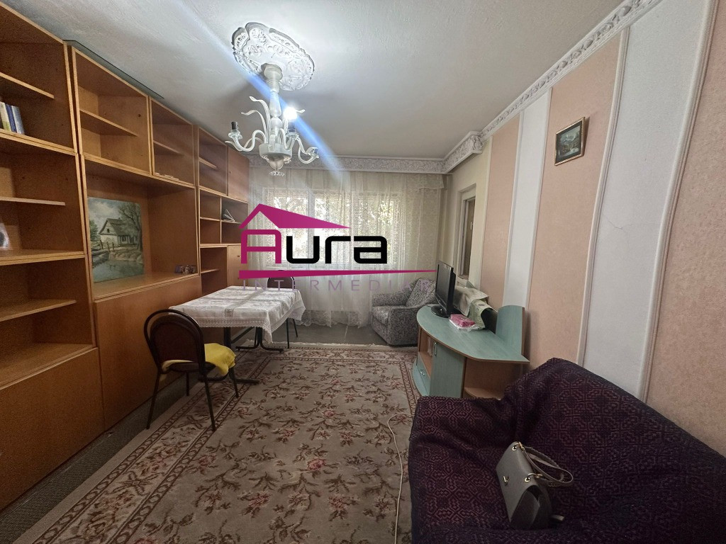 E3, decomandat, 3 camere, renovat