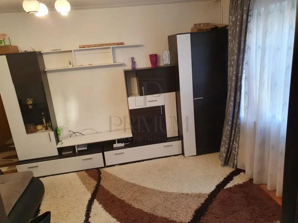 Blascovici- 2 camere, etaj 1, pretabil investitie