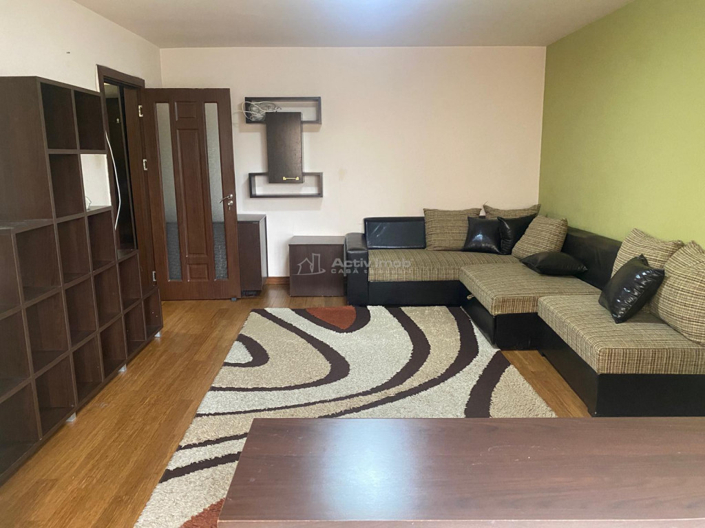 DE INCHIRIAT DOUA CAMERE RACADAU