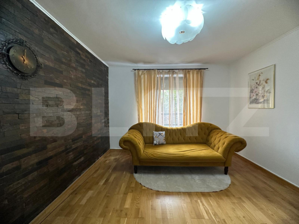 Vila de inchiriat 4 camere, curte generoasa, Zona Lipovei