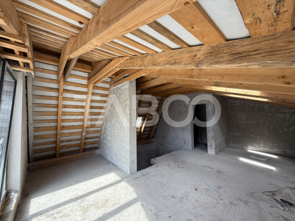 Duplex de vanzare cu 5 camere constructie noua in Cartierul