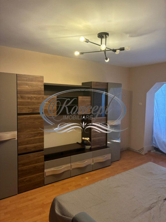 Apartament spațios si luminos, la prima inchiriere dupa ren