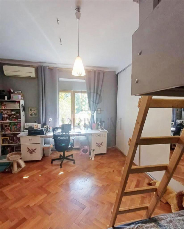 CENTRAL - 4 cam - Spatios - Curte interioara - Garaj - MODEL