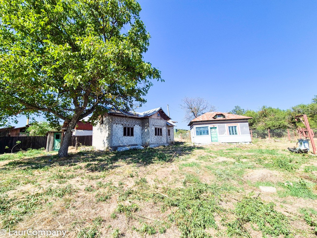 Casa, teren intravilan Negrasi Arges