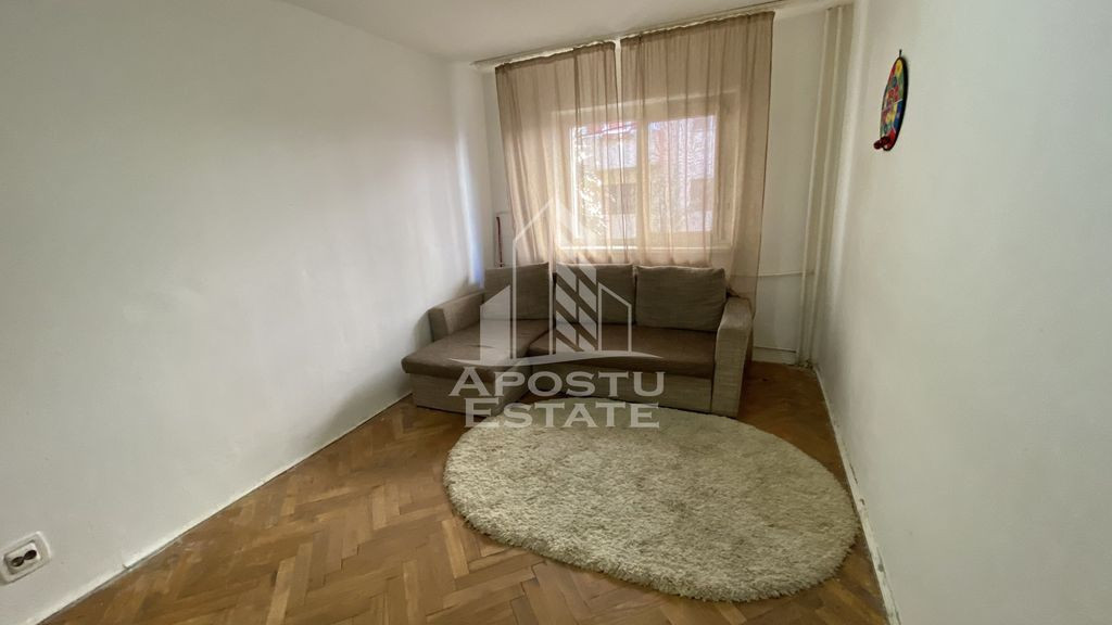 Apartament 2 camere, zona Girocului