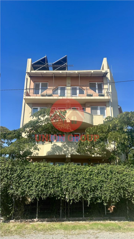 Pensiune Foarte Spatioasa cu Vedere Frontala la Mare, langa