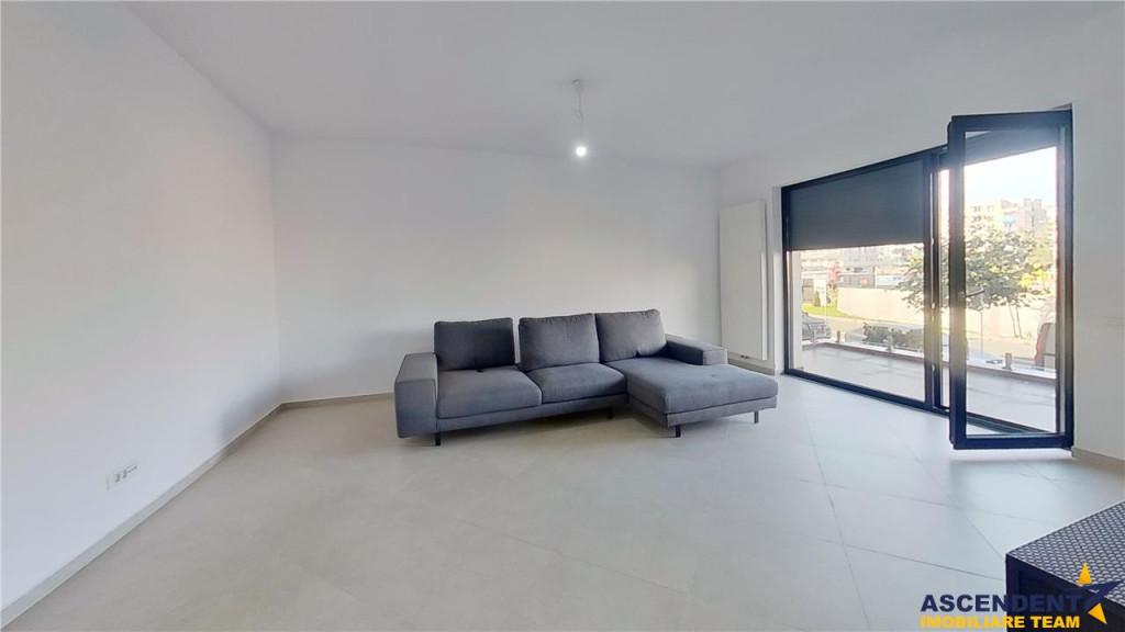 Rezidenta pe 2 camere distincte, Urban, Tractorul, Bra#537;o