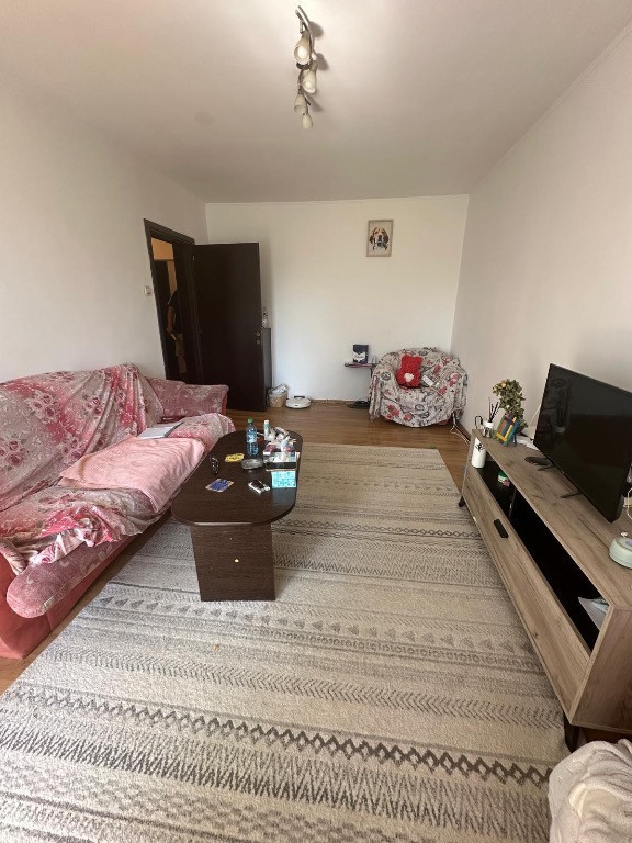 Apartament 3 camere – confort și liniște în zona Huedin / Brâncoveanu