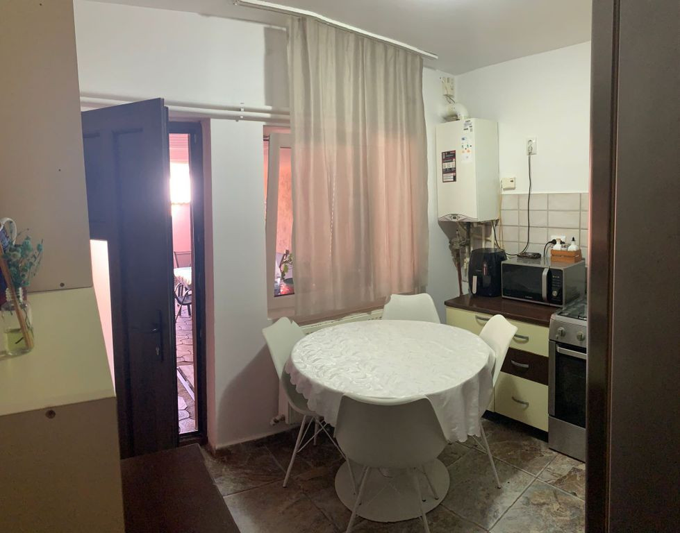 CASA cu 3 CAMERE langa Piata Rahova, Strada Ghiocului Nr 5