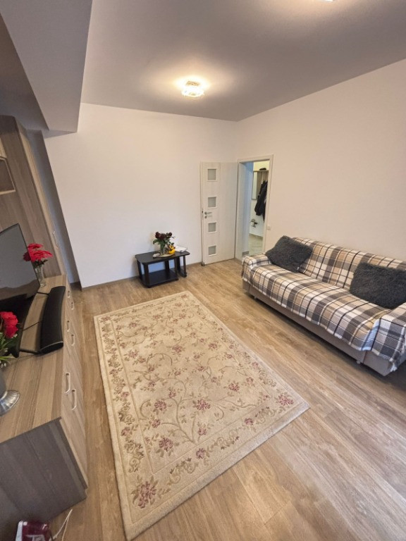 Apartament 3 camere la 15 metrou Berceni