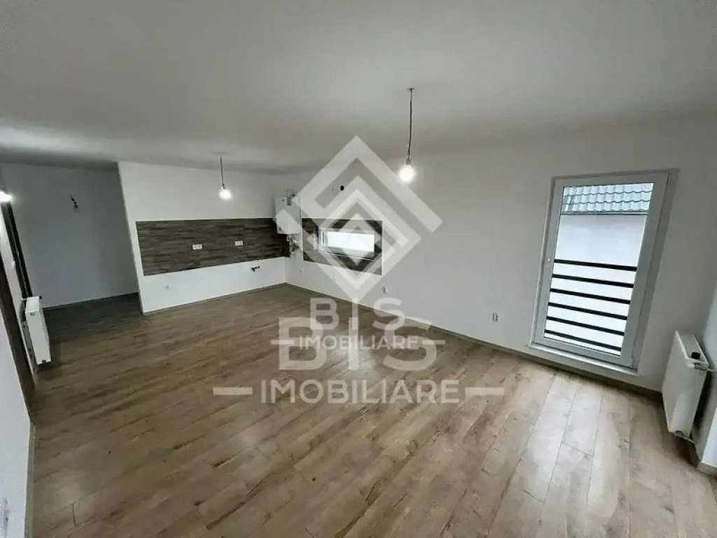 3 Apartamente 3 camere bloc nou