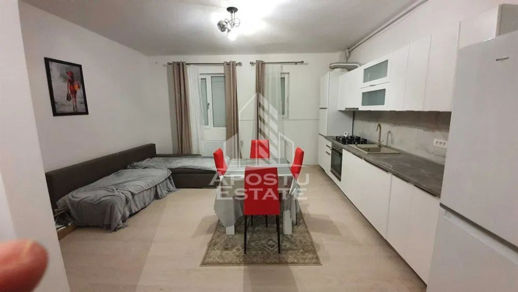 Apartament cu 2 camere, Giroc, Centrala Proprie