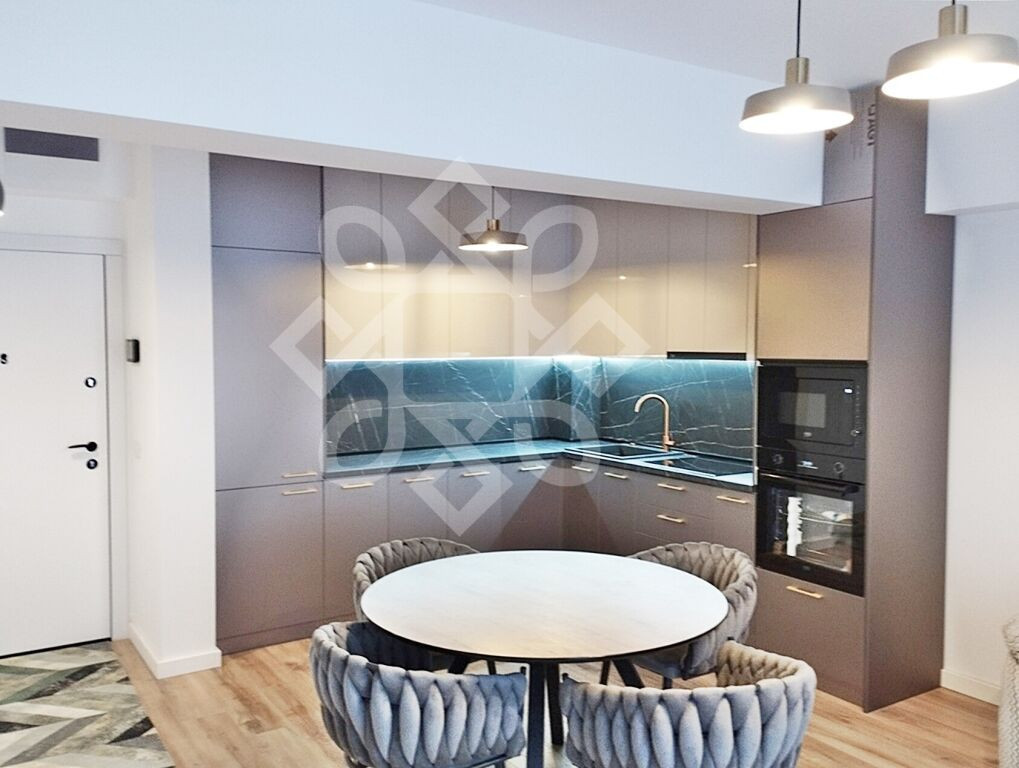 Apartament cu 2 camere si parcare in Prima Urbana 3