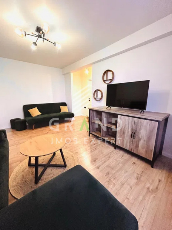 PRIMA INCHIRIERE! Ap 3 camere MODERN, PARCARE, zona Horea