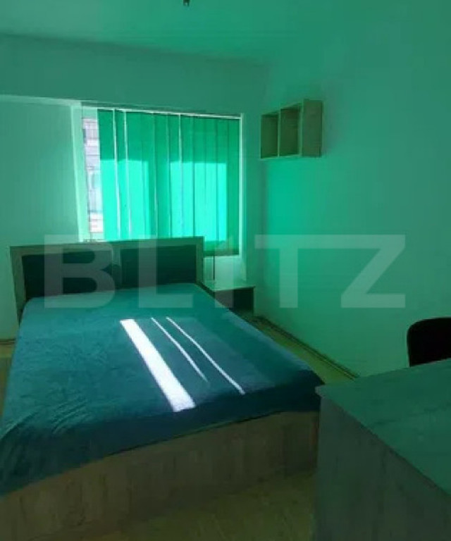 Apartament 3 camere, 80 mp, zona Pod de Fier