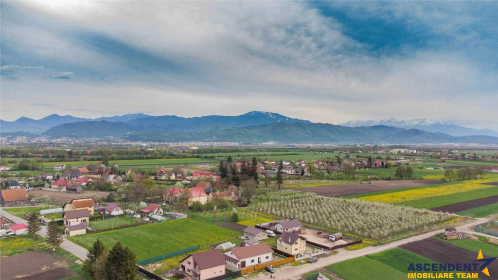 50.000mp teren intravilan, Clasa Master, in Brasov spre Stu