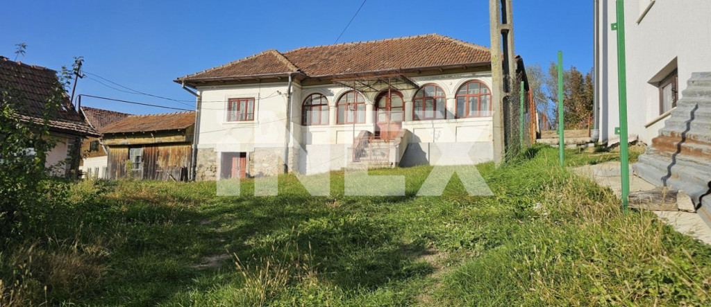 De vânzare – Casă în Curtea de Argeș, cartier Șipot