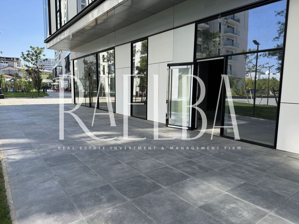 | Spatiu Comercial - ONE COTROCENI PARK |