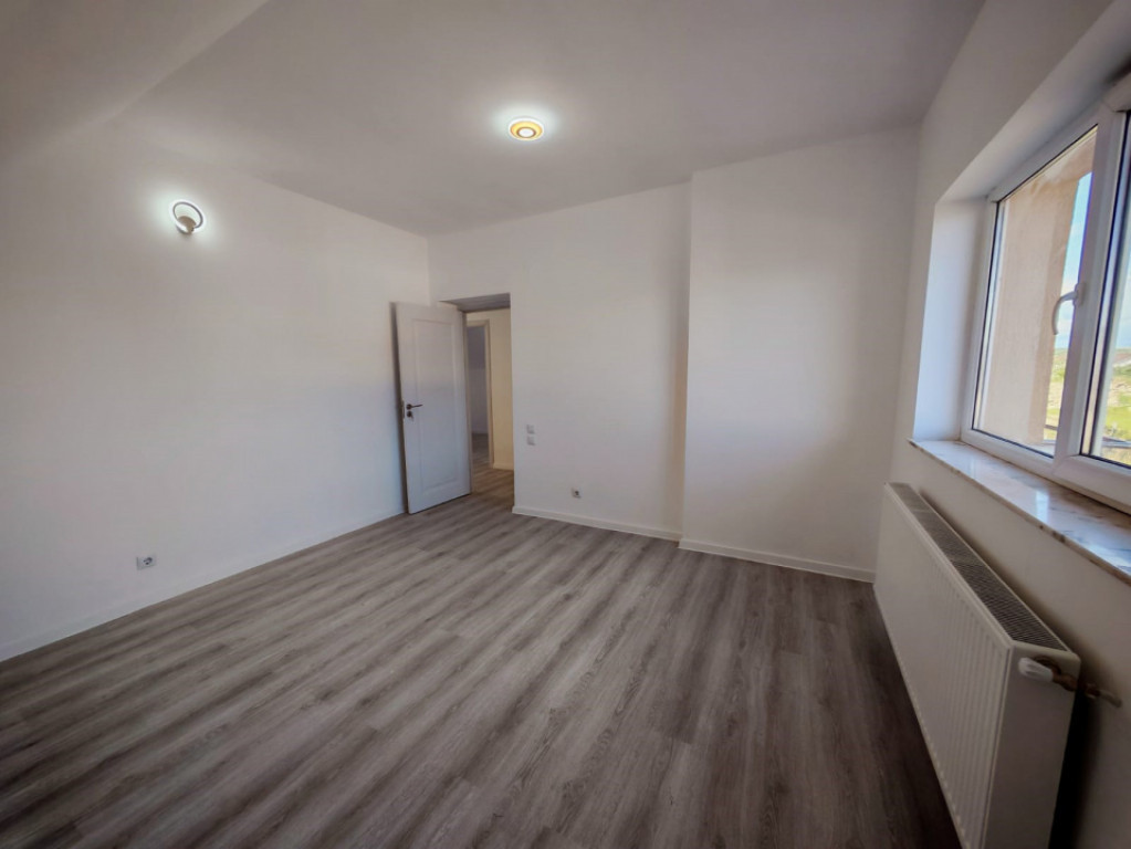 Casă nouă, modernă și spațioasă în Craiova – Zona D