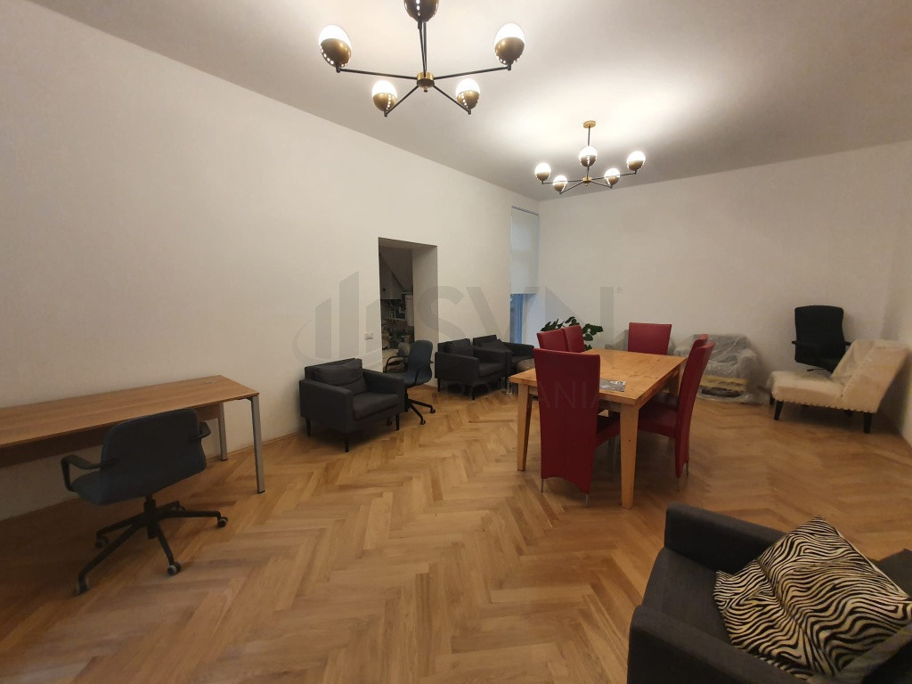Vila 10 Camere I De Inchiriat I Grivitei I Dacia