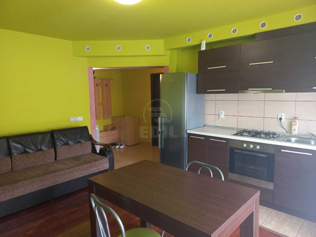 Apartament 2 camere zona Florilor