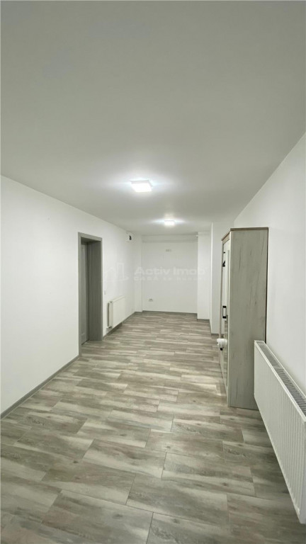 Apartament - Spatiu comercial, 3 incaperi