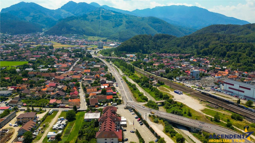 Casa cu 4 apartamente independente,Sacele Baciu, Brasov:rezi