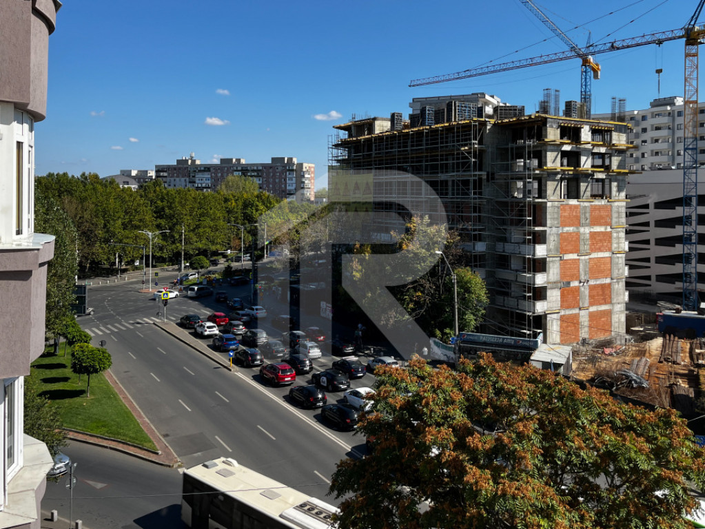 De Inchiriat | Apartament 3 Camere | 2 Bai | Metrou Pacii